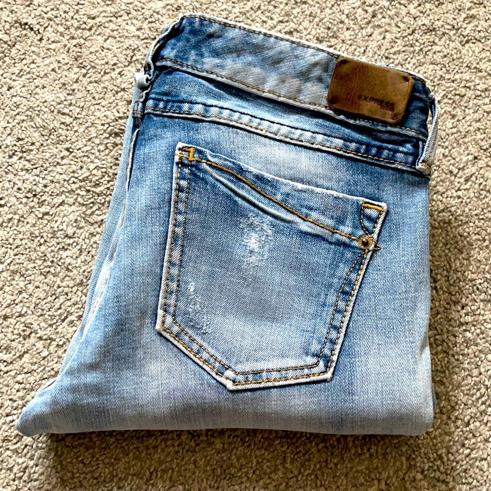 Express distressed straight leg jeans